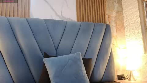 Snapshot of salome_cruxx chatting on April 15, 12:01 pm salome_cruxx online show from April 15, 12:01 pm