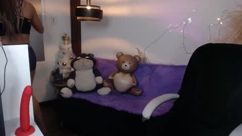 salome_drasin online show from November 10, 10:31 pm