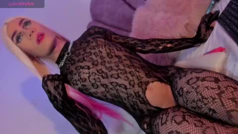 Snapshot of salome_saenz666 chatting on May 31, 5:42 pm salome_saenz666 online show from May 31, 5:42 pm