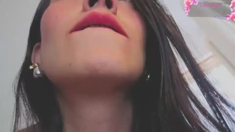 Snapshot of salome_stockman_s chatting on April 17, 2:53 pm Salome online show from April 17, 2:53 pm
