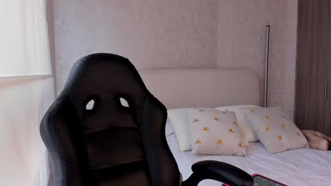 salo online show from February 2, 7:46 pm