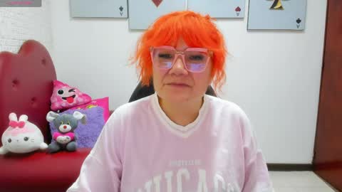 Snapshot of salomee_diazz chatting on May 30, 9:23 pm Salomee diazz online show from May 30, 9:23 pm