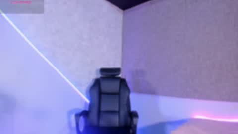 Salome Ferreira online show from November 17, 4:13 pm