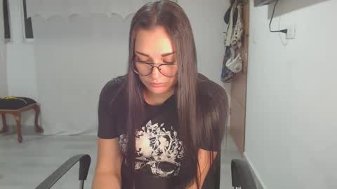 Snapshot of salomesaints chatting on January 15, 2:05 am salome online show from January 15, 2:05 am