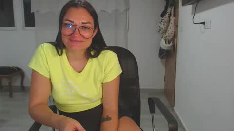 Snapshot of salomesaints chatting on February 11, 1:32 am salome online show from February 11, 1:32 am