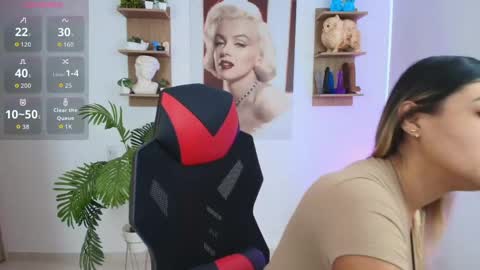 Snapshot of saloomee__ chatting on June 9, 11:11 am SALOME online show from June 9, 11:11 am