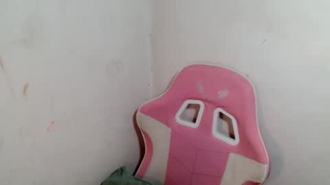 Snapshot of salsallera69x chatting on July 20, 5:59 pm salsallera69x online show from July 20, 5:59 pm