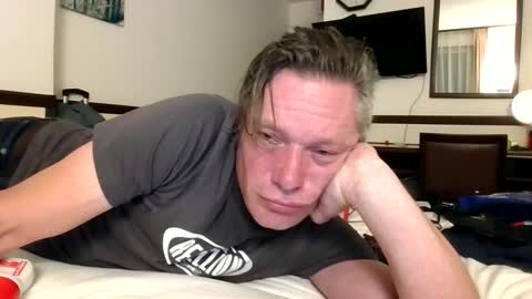 Snapshot of salsapaul chatting on January 1, 10:00 am salsapaul online show from January 1, 10:00 am