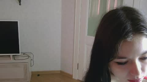 Snapshot of saltedcaramely chatting on June 3, 9:12 am SaltedCaramely online show from June 3, 9:12 am