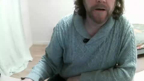 Snapshot of saltimbanquier chatting on February 21, 7:23 am Saltimbanquier  Salt  ou  Banquier  online show from February 21, 7:23 am