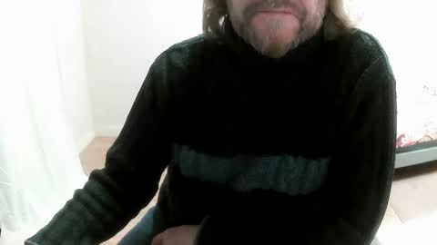 Snapshot of saltimbanquier chatting on March 11, 7:26 am Saltimbanquier  Salt  ou  Banquier  online show from March 11, 7:26 am