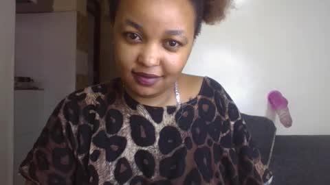 salty_surprise_ online show from December 5, 6:21 am