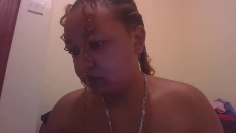 salty_surprise_ online show from December 17, 7:29 am