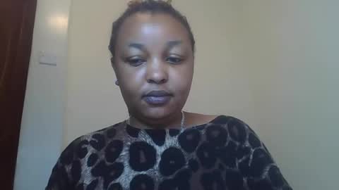 salty_surprise_ online show from January 8, 4:00 pm