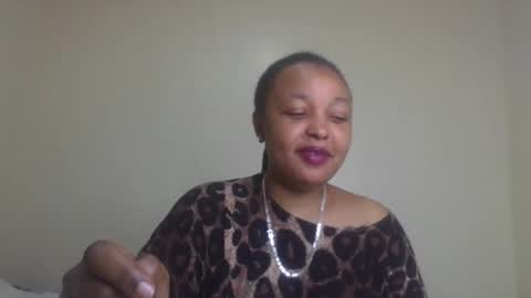 salty_surprise_ online show from February 18, 8:25 pm