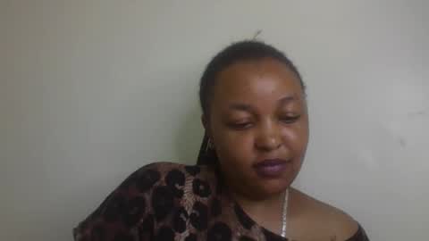 salty_surprise_ online show from February 18, 11:30 pm