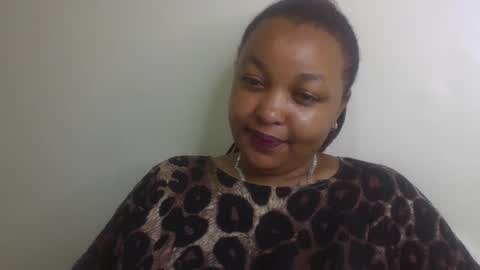 salty_surprise_ online show from February 20, 1:57 am