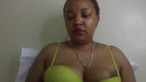 salty_surprise_ online show from March 5, 1:42 am