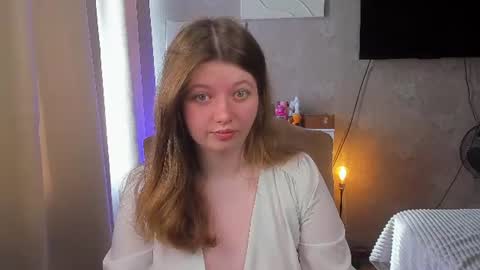 Snapshot of salut_love chatting on July 23, 12:36 pm Ruby online show from July 23, 12:36 pm