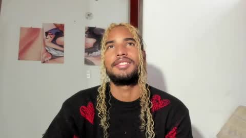 salvatore_amator online show from May 30, 2:58 pm