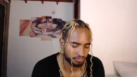 Snapshot of salvatore_amator chatting on August 5, 12:35 am salvatore_amator online show from August 5, 12:35 am