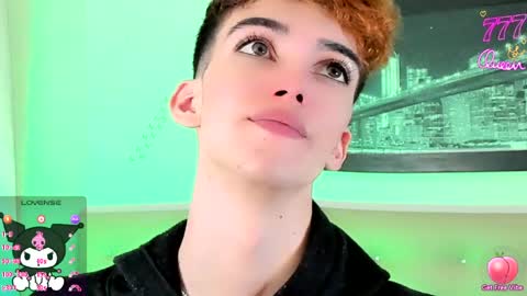 Snapshot of salvatore_boom chatting on May 4, 7:21 pm salvatore_boom online show from May 4, 7:21 pm