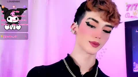 Snapshot of salvatore_boom chatting on June 2, 7:49 pm salvatore_boom online show from June 2, 7:49 pm