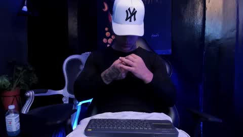 SALVATORE online show from January 10, 6:09 pm