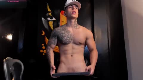 SALVATORE online show from February 2, 5:55 pm