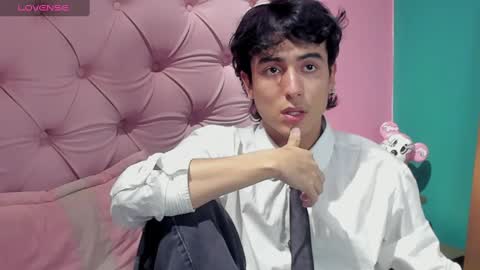 salvatore  online show from December 9, 9:05 pm