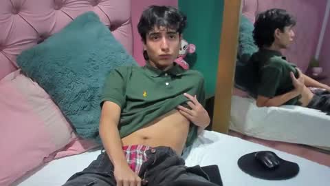 salvatore  online show from December 10, 10:26 pm