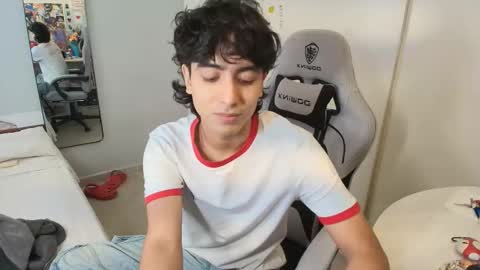 salvatore_montt online show from December 2, 7:09 pm