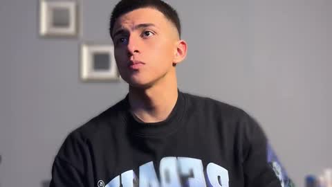 Salvatore online show from March 2, 3:20 am