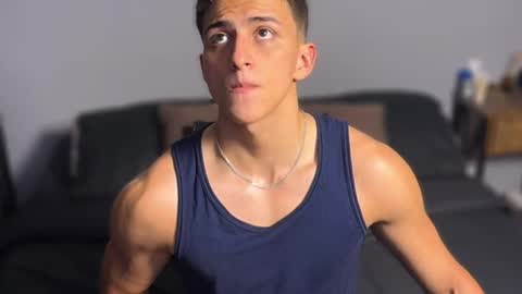 Snapshot of salvatore_romanoo chatting on April 8, 11:16 pm Salvatore online show from April 8, 11:16 pm
