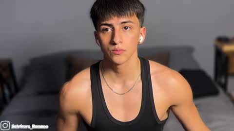 Snapshot of salvatore_romanoo chatting on June 6, 3:33 am Salvatore online show from June 6, 3:33 am