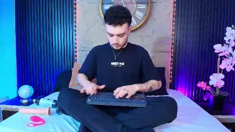 Snapshot of salvattore_muller chatting on July 24, 10:08 pm Salvatore online show from July 24, 10:08 pm