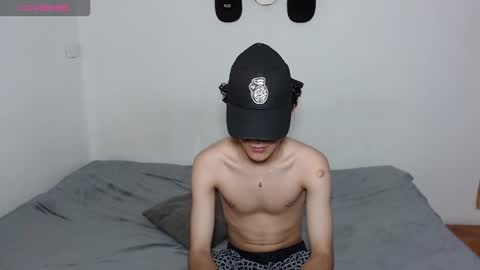 sam__cute online show from November 10, 1:54 pm