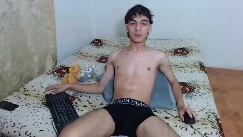 sam__cute online show from December 2, 9:10 pm