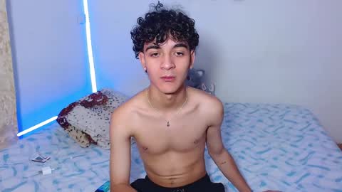 sam__cute online show from December 20, 3:13 am