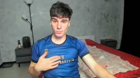 Snapshot of sam_huston18 chatting on June 8, 9:48 pm BACK IN 2 WEEKS online show from June 8, 9:48 pm