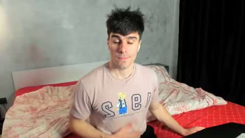 Snapshot of sam_huston18 chatting on June 14, 8:44 pm BACK IN 2 WEEKS online show from June 14, 8:44 pm