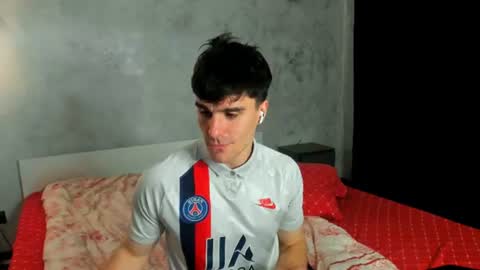 Snapshot of sam_huston18 chatting on June 16, 8:44 pm BACK IN 2 WEEKS online show from June 16, 8:44 pm