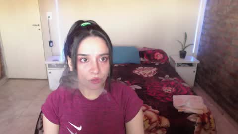 Snapshot of sam_kity chatting on December 2, 12:29 pm Sam Kity online show from December 2, 12:29 pm