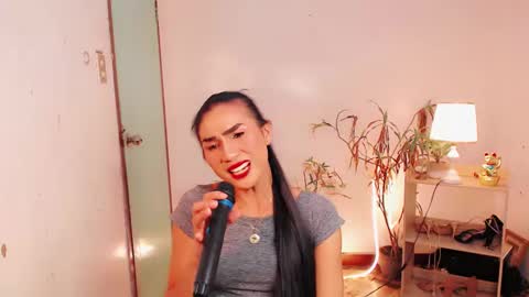 Snapshot of sam_mitinair chatting on December 6, 4:14 am sam online show from December 6, 4:14 am