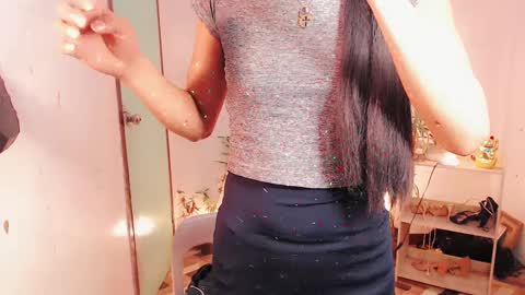 Snapshot of sam_mitinair chatting on December 6, 7:21 am sam online show from December 6, 7:21 am