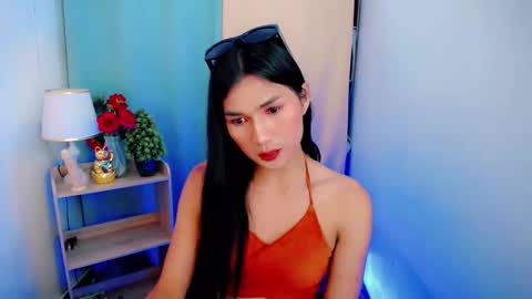 Snapshot of sam_mitinair chatting on January 8, 3:28 pm sam online show from January 8, 3:28 pm