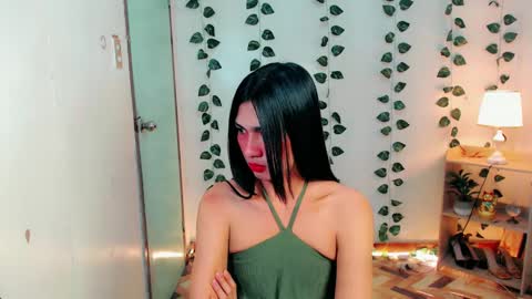 Snapshot of sam_mitinair chatting on February 11, 2:35 am sam online show from February 11, 2:35 am