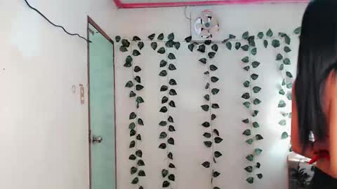 Snapshot of sam_mitinair chatting on February 21, 1:44 am sam online show from February 21, 1:44 am