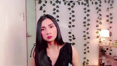 Snapshot of sam_mitinair chatting on February 25, 6:53 pm sam online show from February 25, 6:53 pm