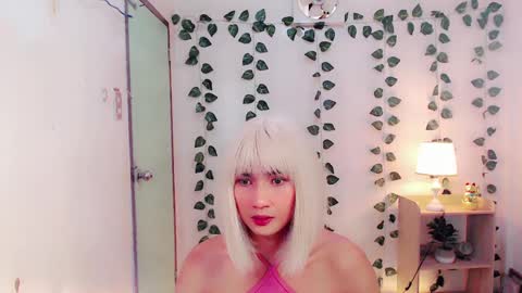 Snapshot of sam_mitinair chatting on March 7, 8:02 am sam online show from March 7, 8:02 am